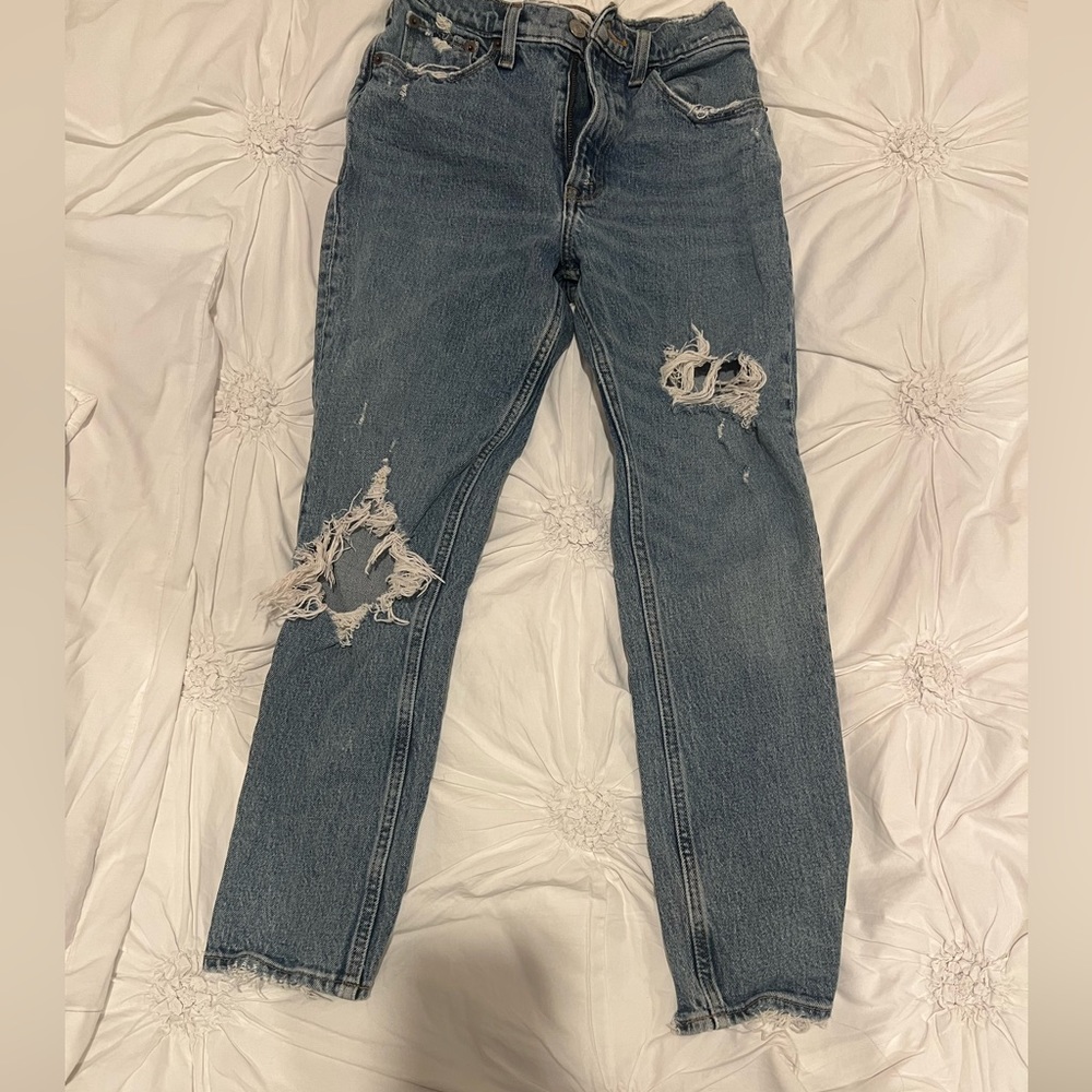 Abercrombie & Fitch high rise mom jeans